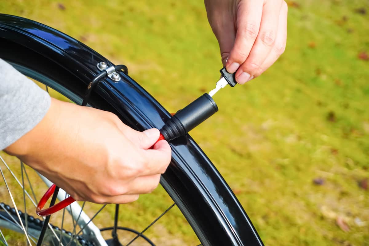 新しい自転車が買ったばかりの時、盗まれた自転車を見つかった
